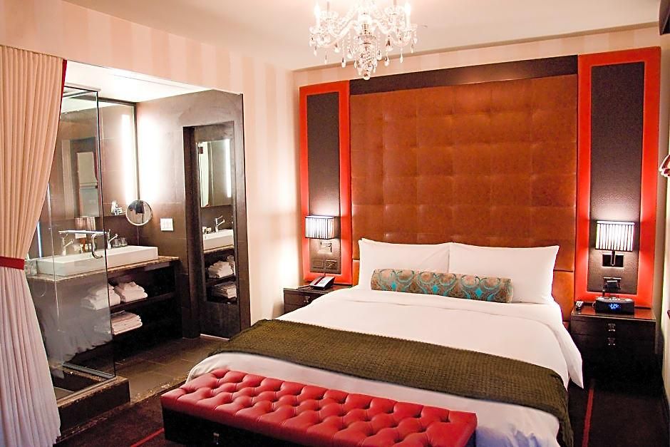 Hotel Sanctuary