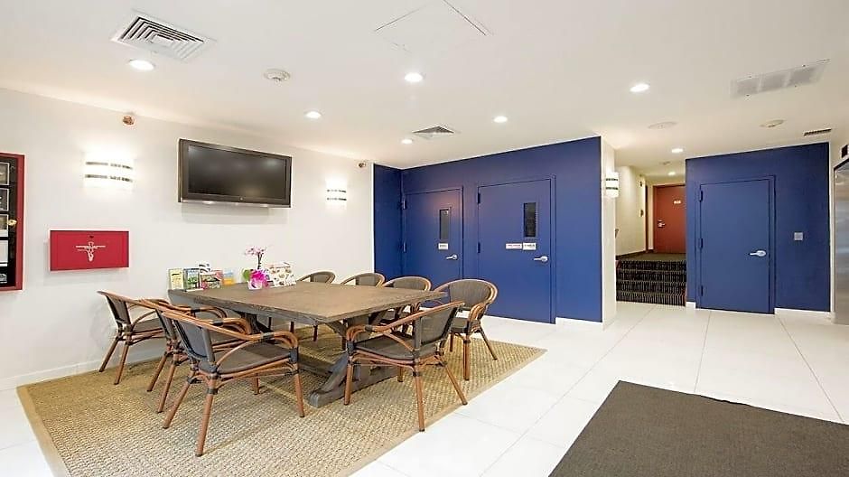36 Hudson (adults Only) 3*