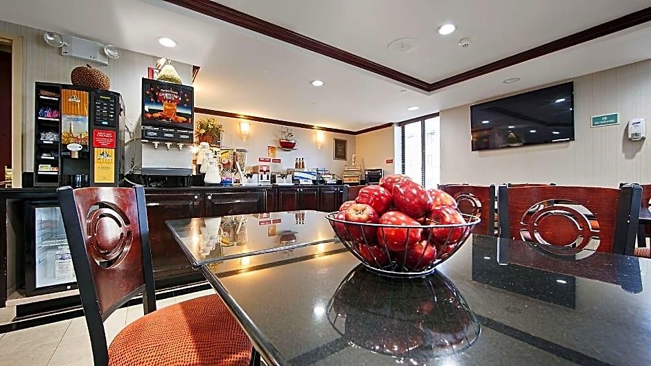 Western Jfk Airport Hotel