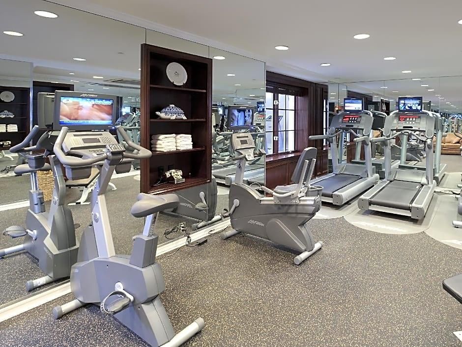 Excelsior Hotel 3*