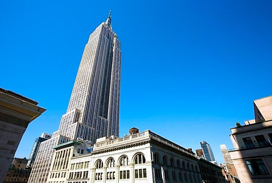 U Fifth Avenue, Empire State Building New York