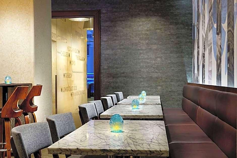 Distrikt City, Tapestry Collection By Hilton New York