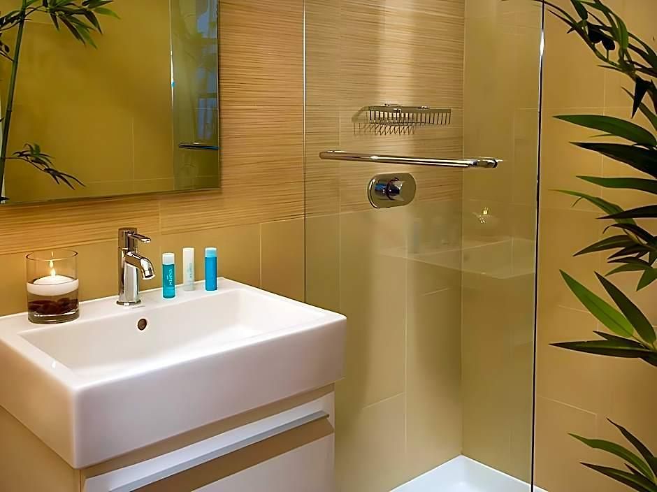 27 By Luxurban Hotel New York