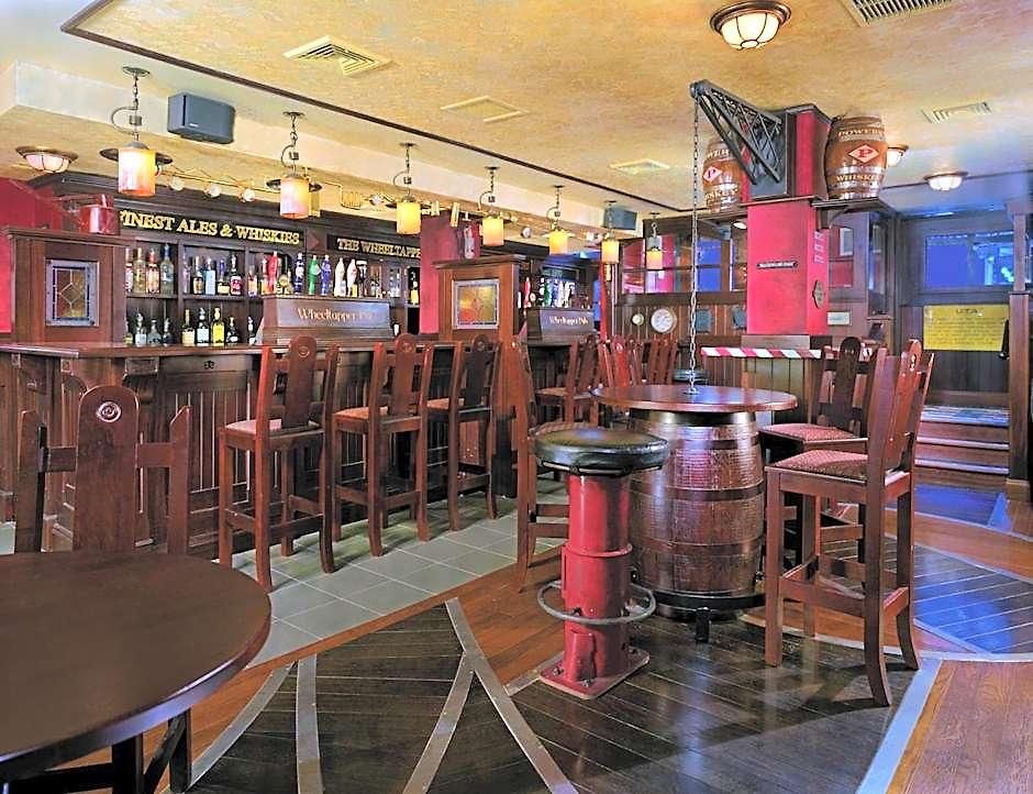 Hotel Fitzpatrick Grand 4*