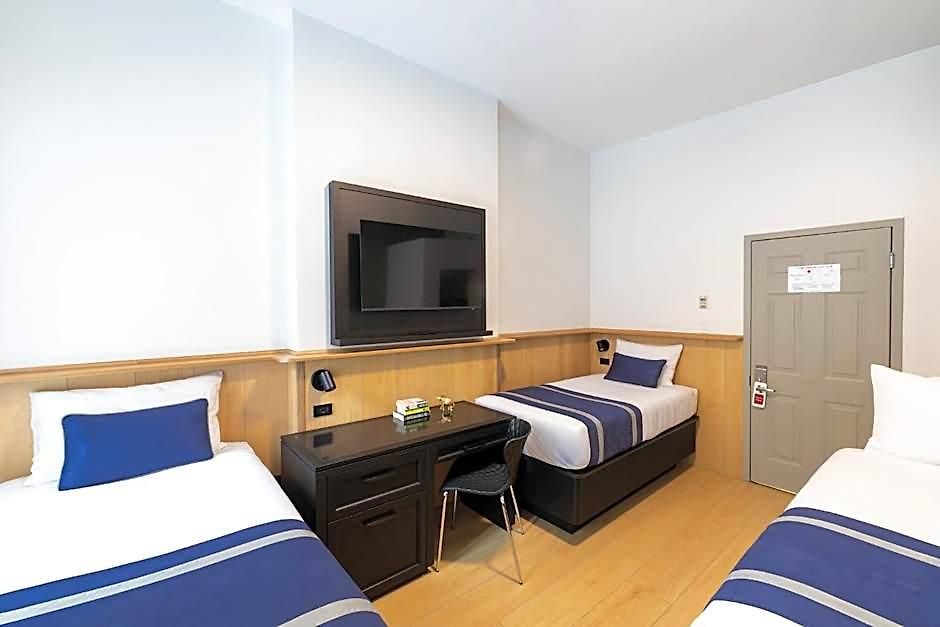 Hotel Americana 2*