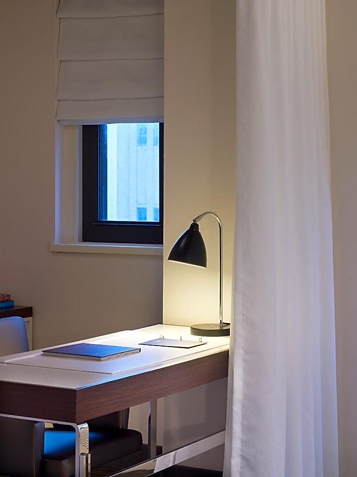Hotel Stewart 4*