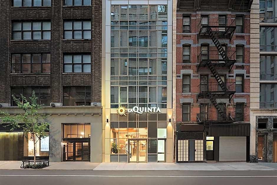 La Quinta By Wyndham Time Square South New York