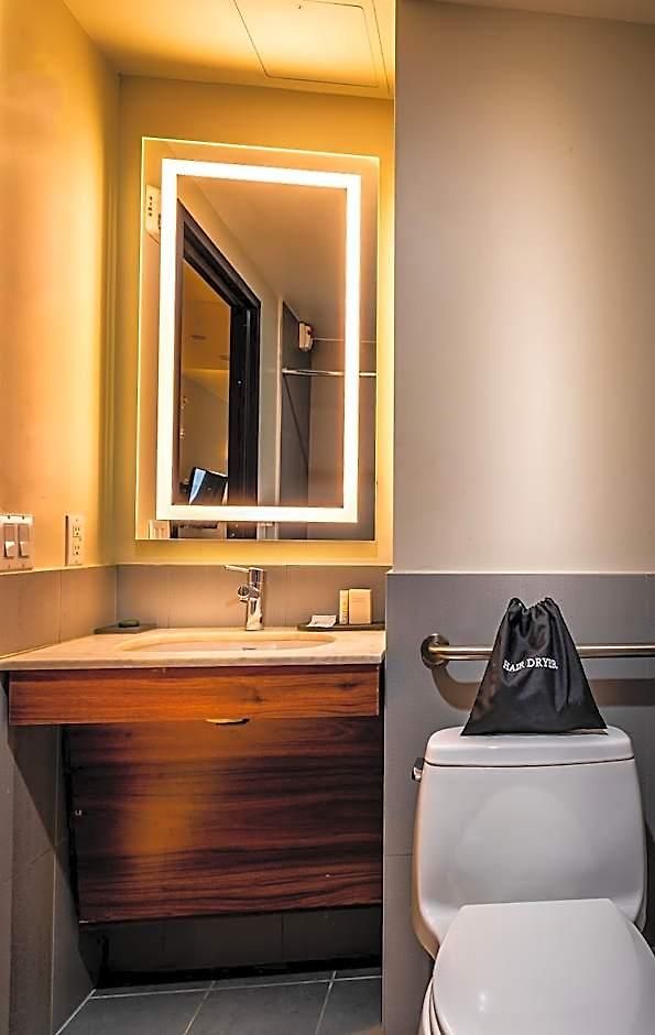La Quinta By Wyndham Time Square South Hotel New York