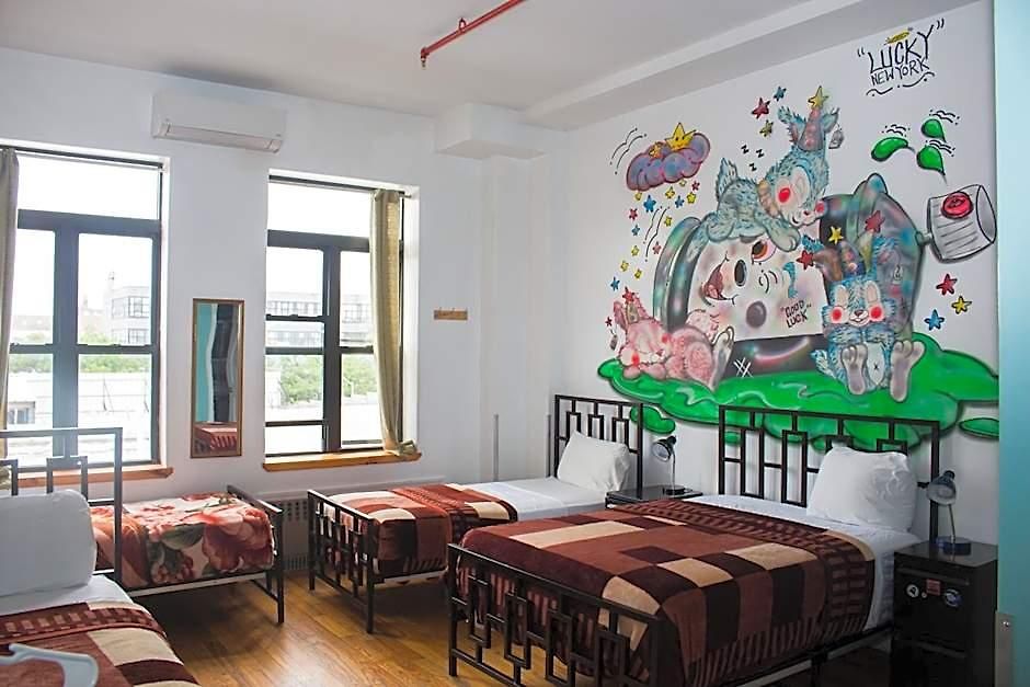 Ny Moore Hostel New York