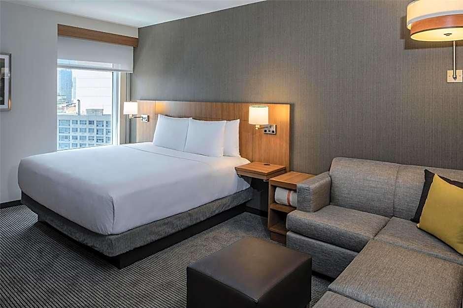 Hyatt Place Long Island Hotel New York