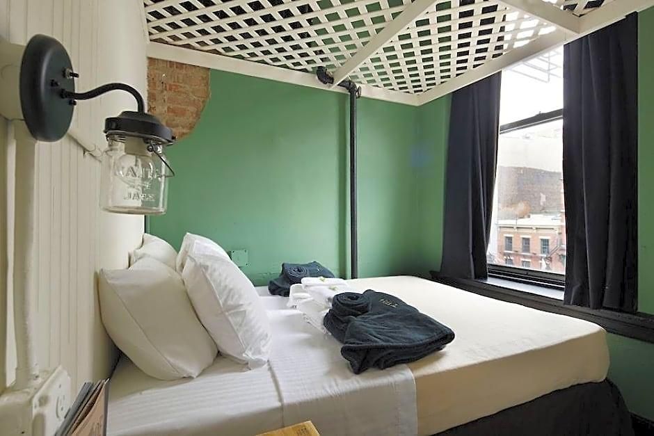 Hostel The Bowery House