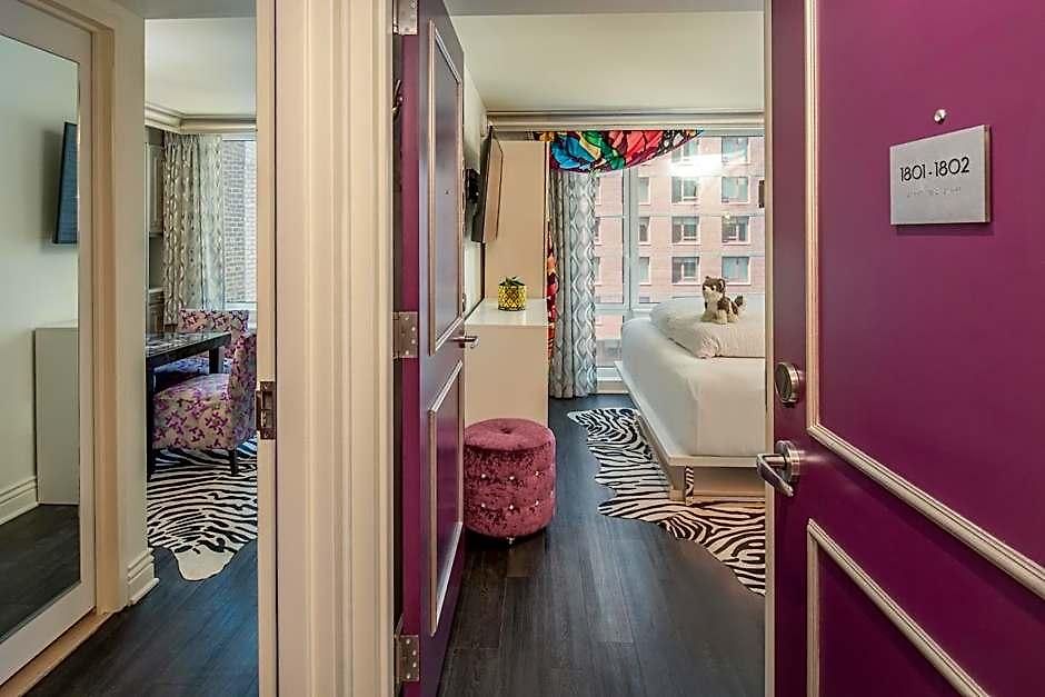 Staypineapple, An Artful Hotel, Midtown New York