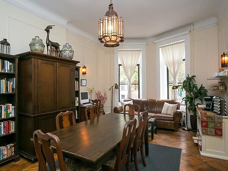 Lefferts Manor Bed & Breakfast