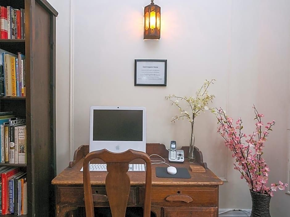 Lefferts Manor Bed & Breakfast 3*