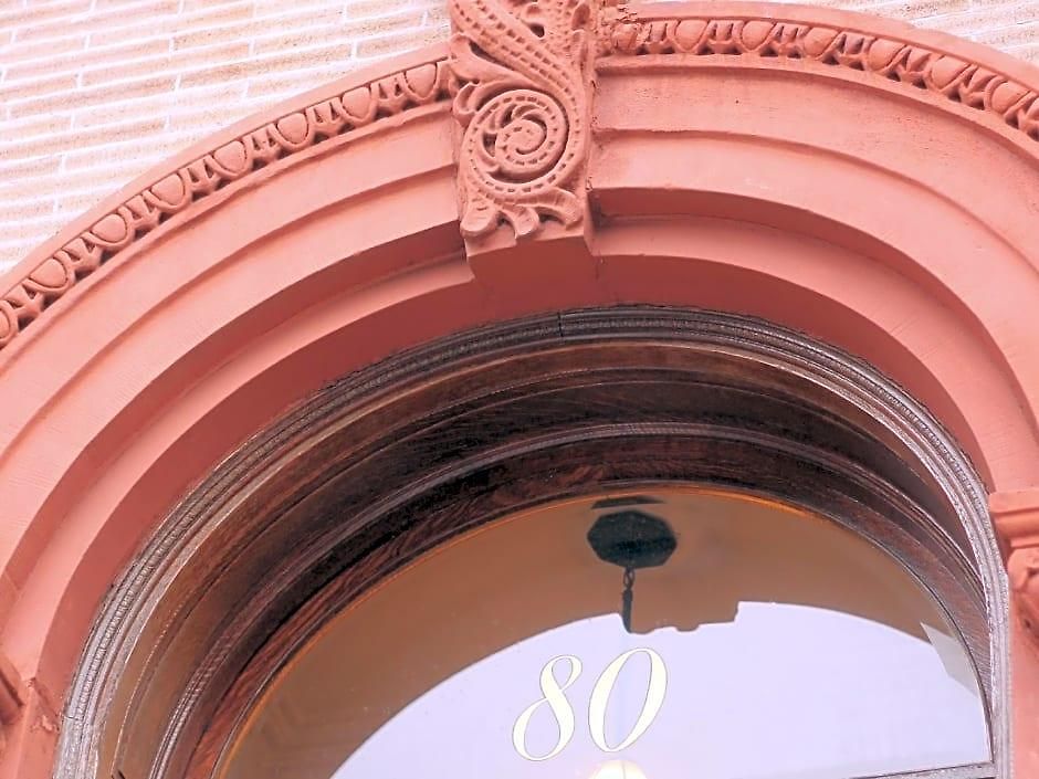Lefferts Manor 3*