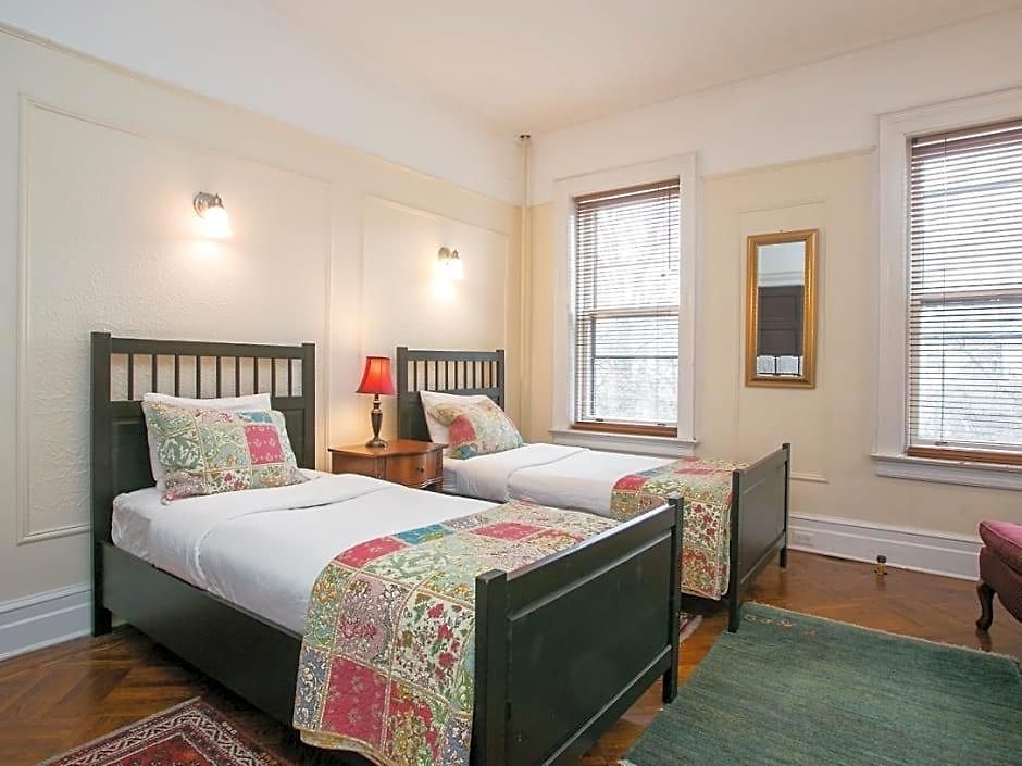Bed & Breakfast Lefferts Manor