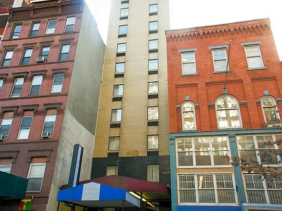 Hotel Hudson River