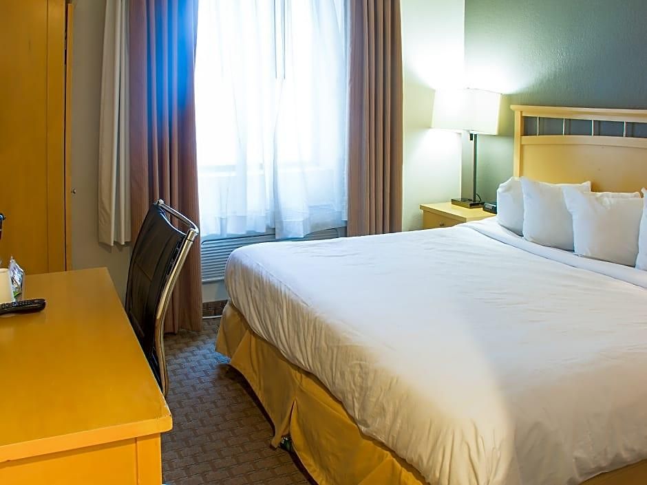 Hotel Hudson River