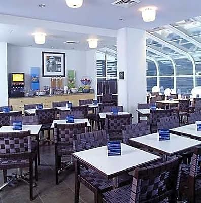 Hampton Madison Square Garden 3*