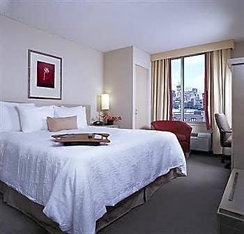 Hampton Madison Square Garden 3*