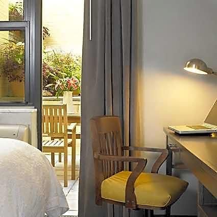 Hampton Manhattan-seaport-financial District Hotel