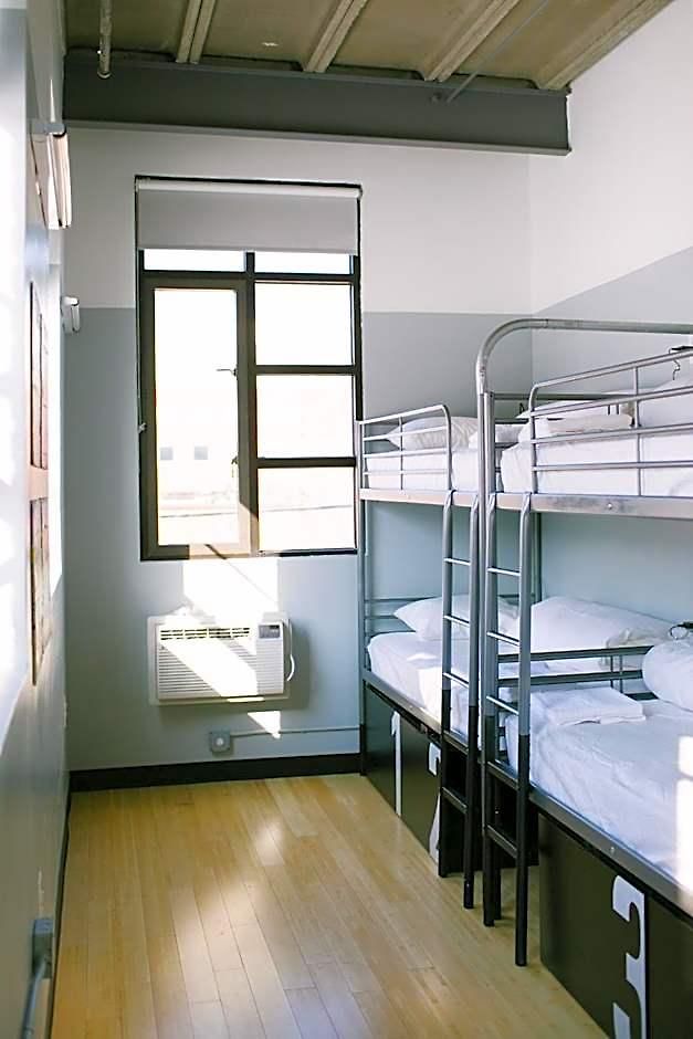 Hostel The Local Ny *