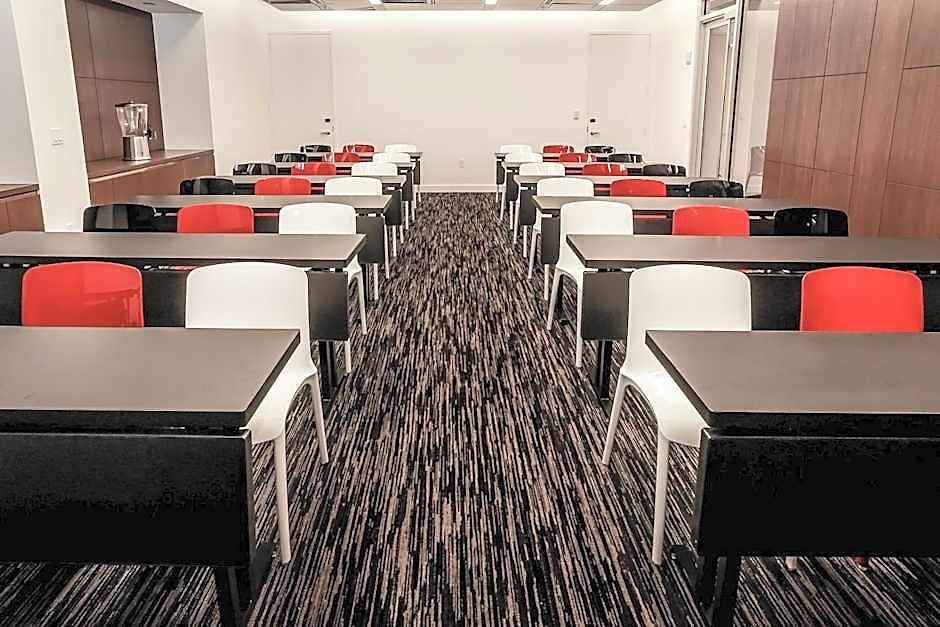 Hotel Courtyard By Marriott Long Island City/new York Manhattan View New York