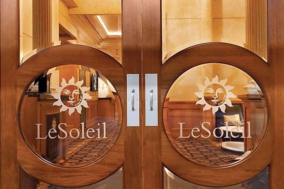 Executive Le Soleil Hotel 4*