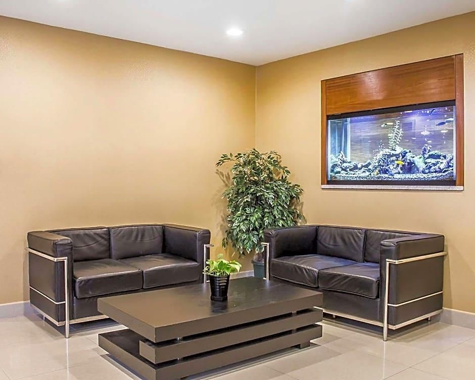 Hotel Comfort Brooklyn 2*