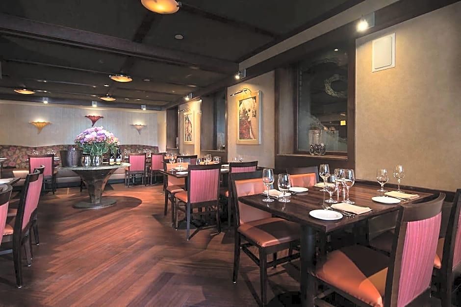 Washington Square Hotel 4*