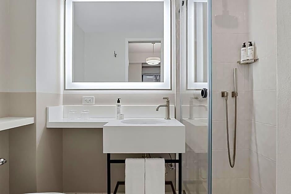 Hotel Club Quarters Hotel Times Square - Midtown, New York