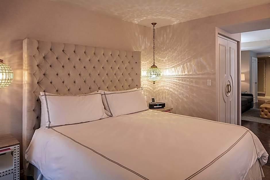 The Manhattan Club 4*