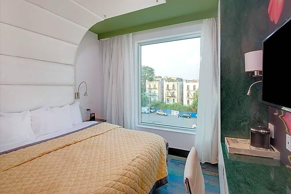 Hotel Wyndham Garden Brooklyn Sunset Park 4*