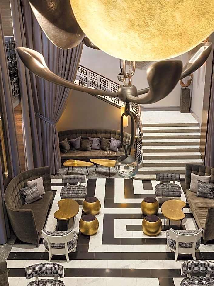 The Empire Hotel 4*