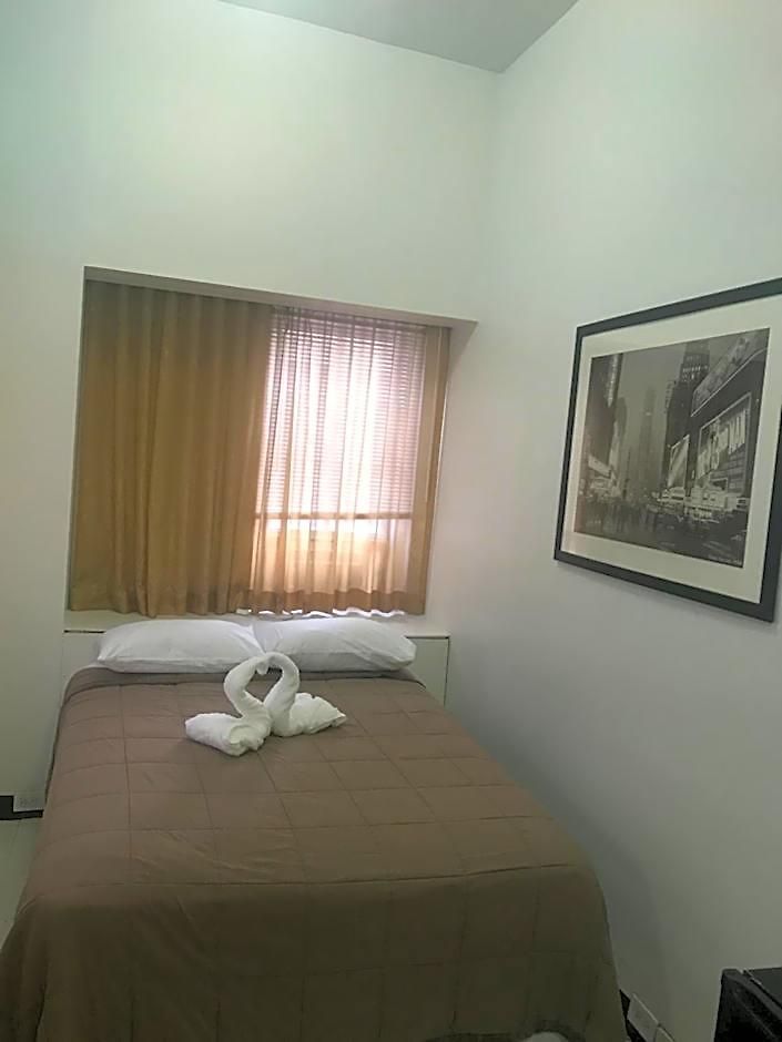 Hostel West Side Ymca *