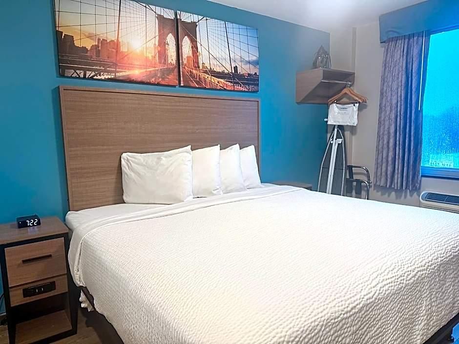 Days By Wyndham Brooklyn Borough Park Hotel New York