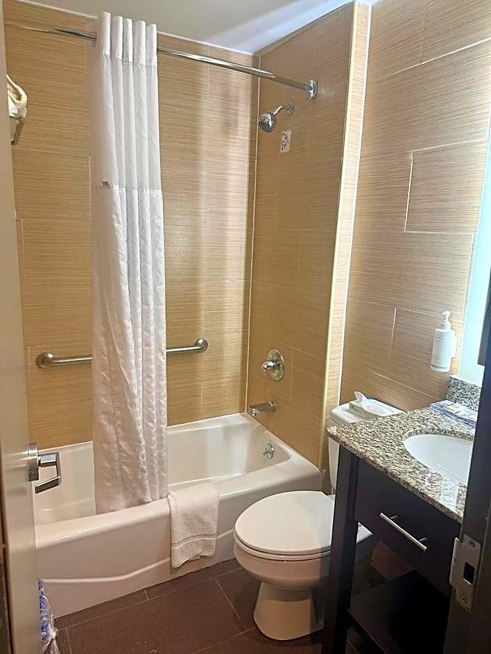 Hotel Days By Wyndham Brooklyn Borough Park