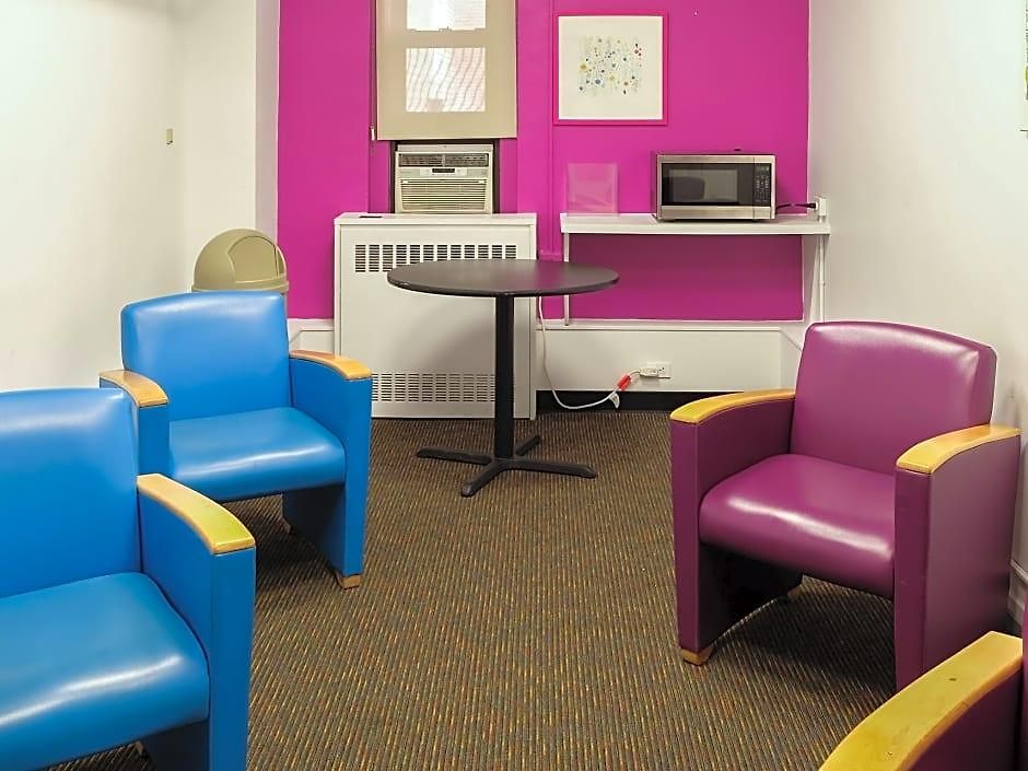 Hostel Vanderbilt Ymca *