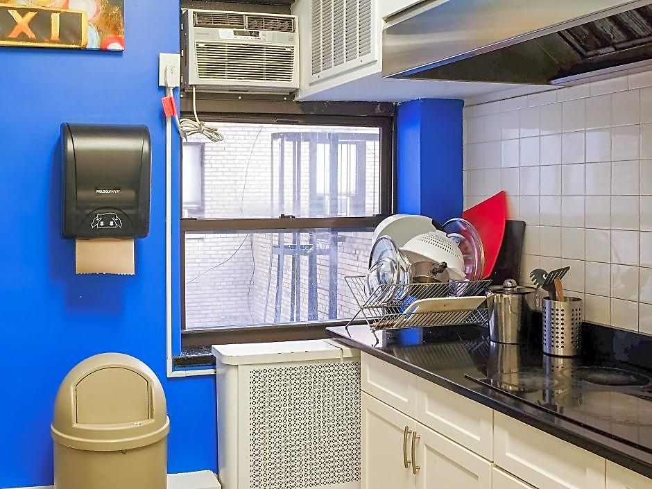 Vanderbilt Ymca Hostel *