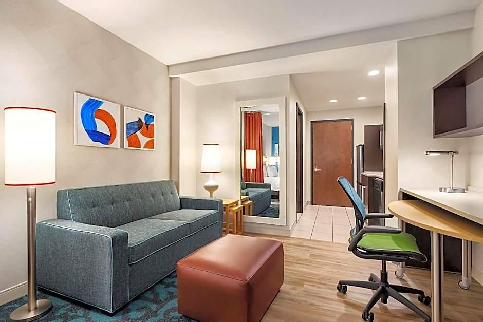 Home2 Long Island City/manhattan View Hotel 3*