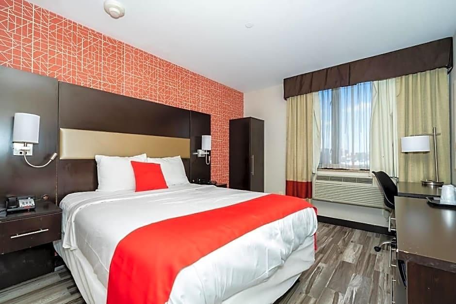 Hotel Howard Johnson By Wyndham Jamaica Ny Near Airtrain Jfk New York
