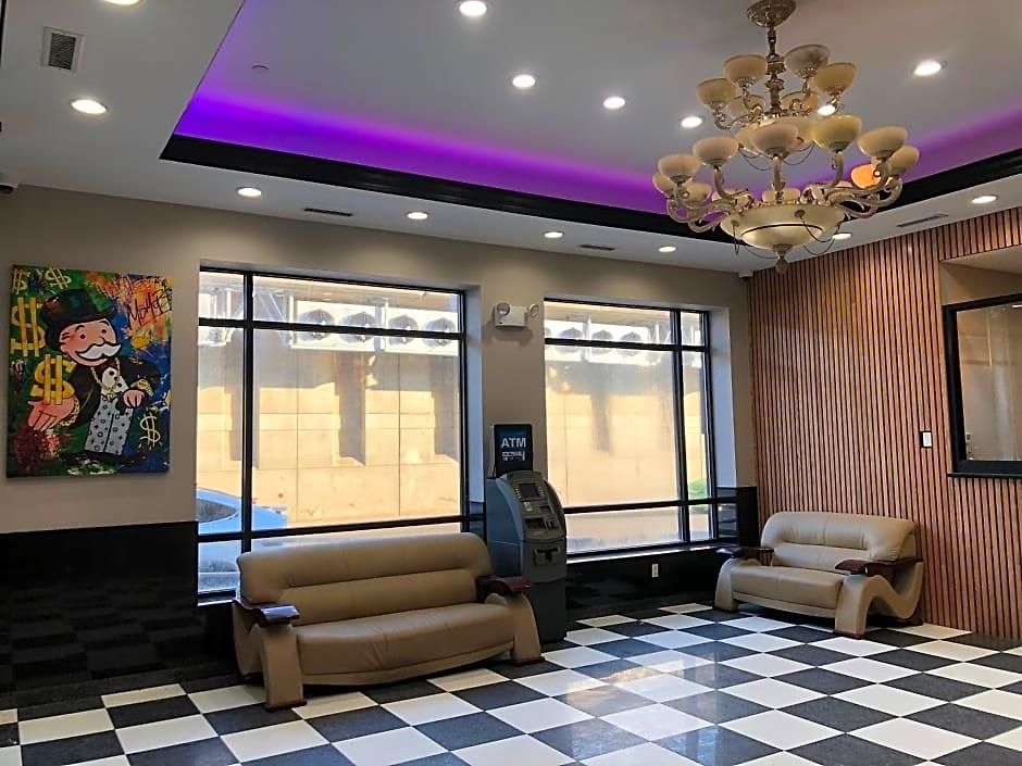 Hotel Howard Johnson By Wyndham Jamaica Ny Near Airtrain Jfk 3*