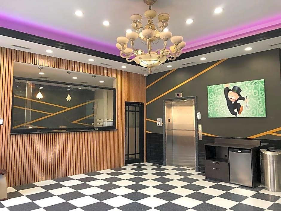 Hotel Howard Johnson By Wyndham Jamaica Ny Near Airtrain Jfk New York