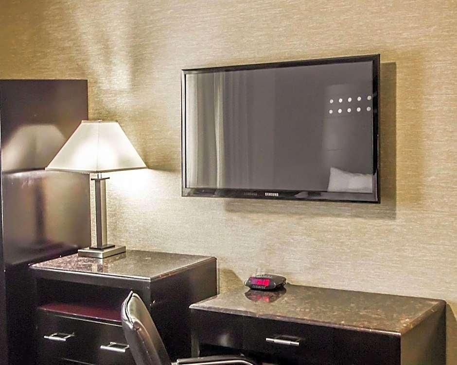 Inn Rodeway Bronx Zoo 4*