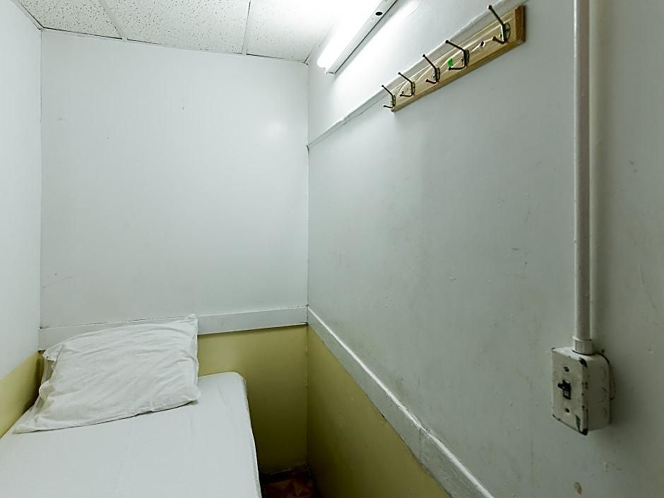 Bowery Grand Hostel