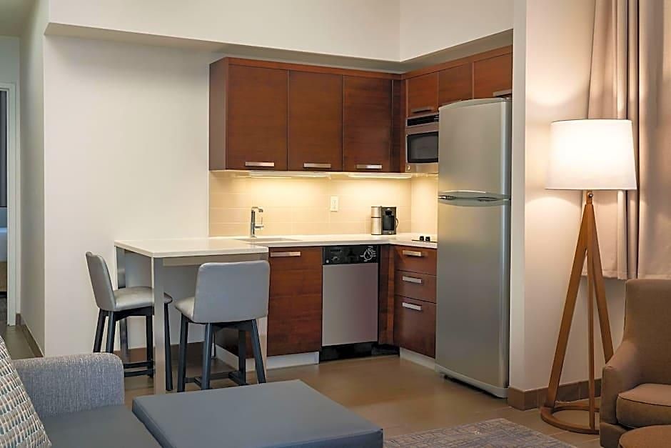 By Marriott Manhattan/ Midtown Eastside Hotel