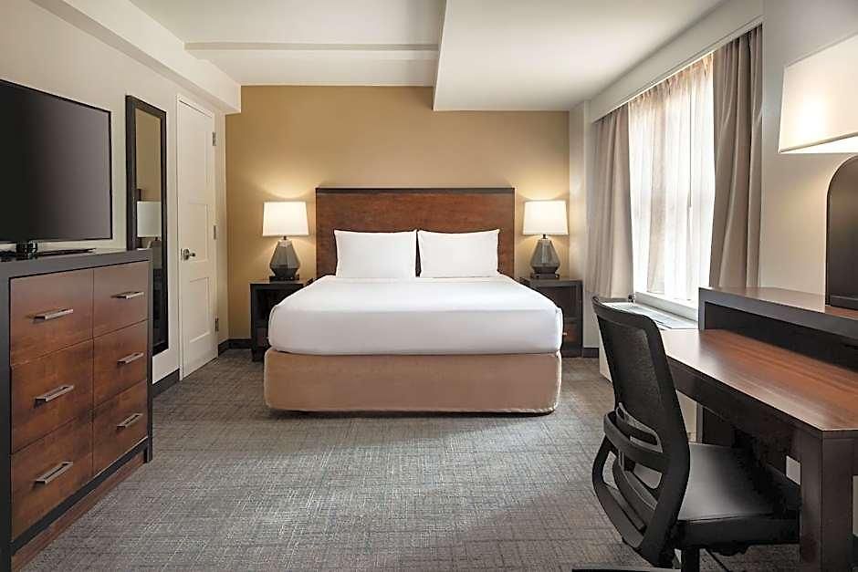 By Marriott Manhattan/ Midtown Eastside Hotel 4*