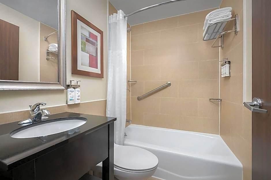 Hotel Express Manhattan Midtown West By Ihg New York