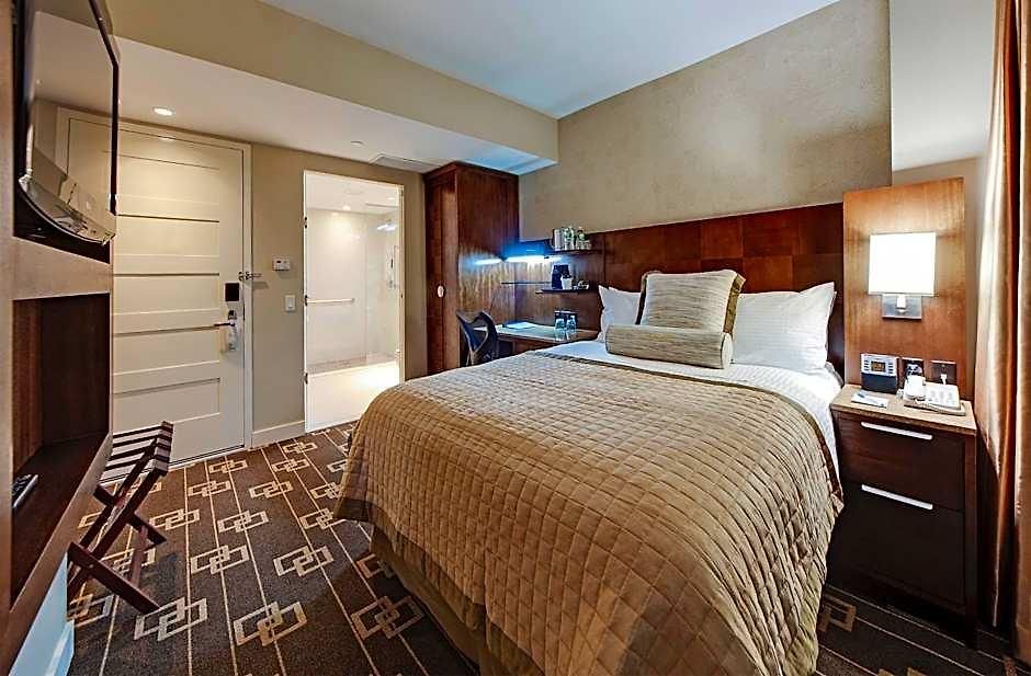 Wyndham Garden Chinatown 4*