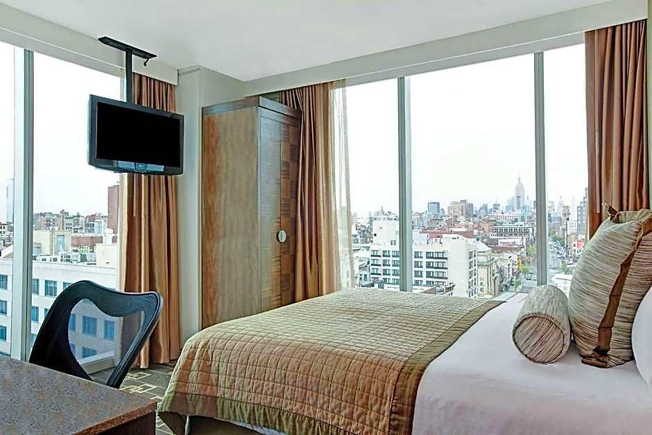 Hotel Wyndham Garden Chinatown 4*